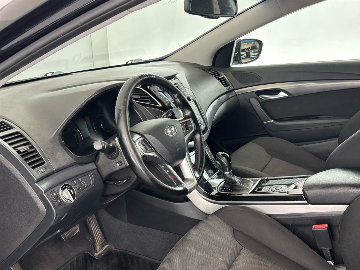 hyundai-i40-1-7-crdi-experience-at - 5