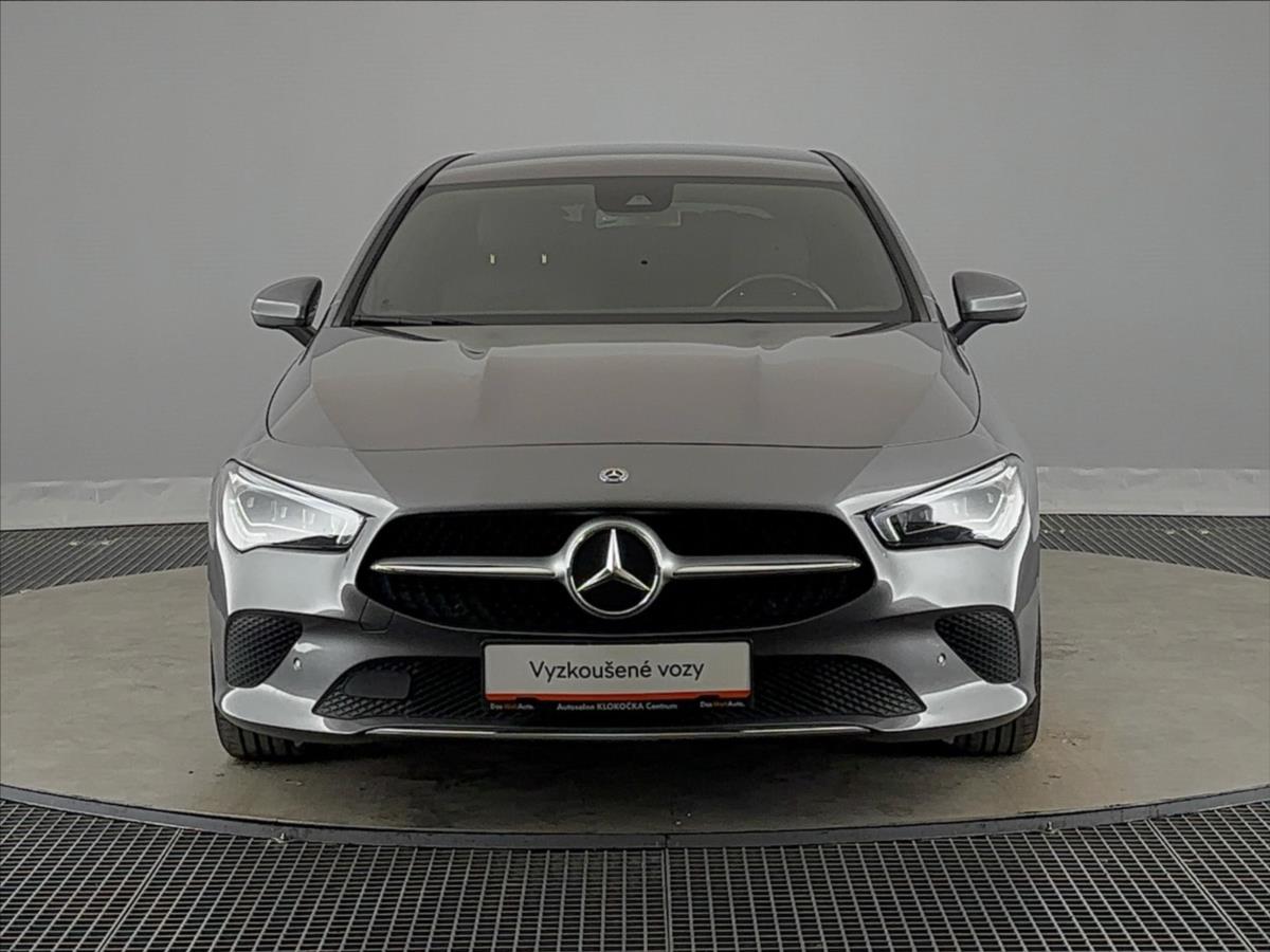 mercedes-benz-cla-1-5-180d-shooting-brake-7at - 3