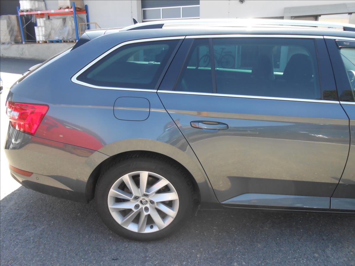 skoda-superb-1-6-tdi-88kw-dsg-kuze - 4