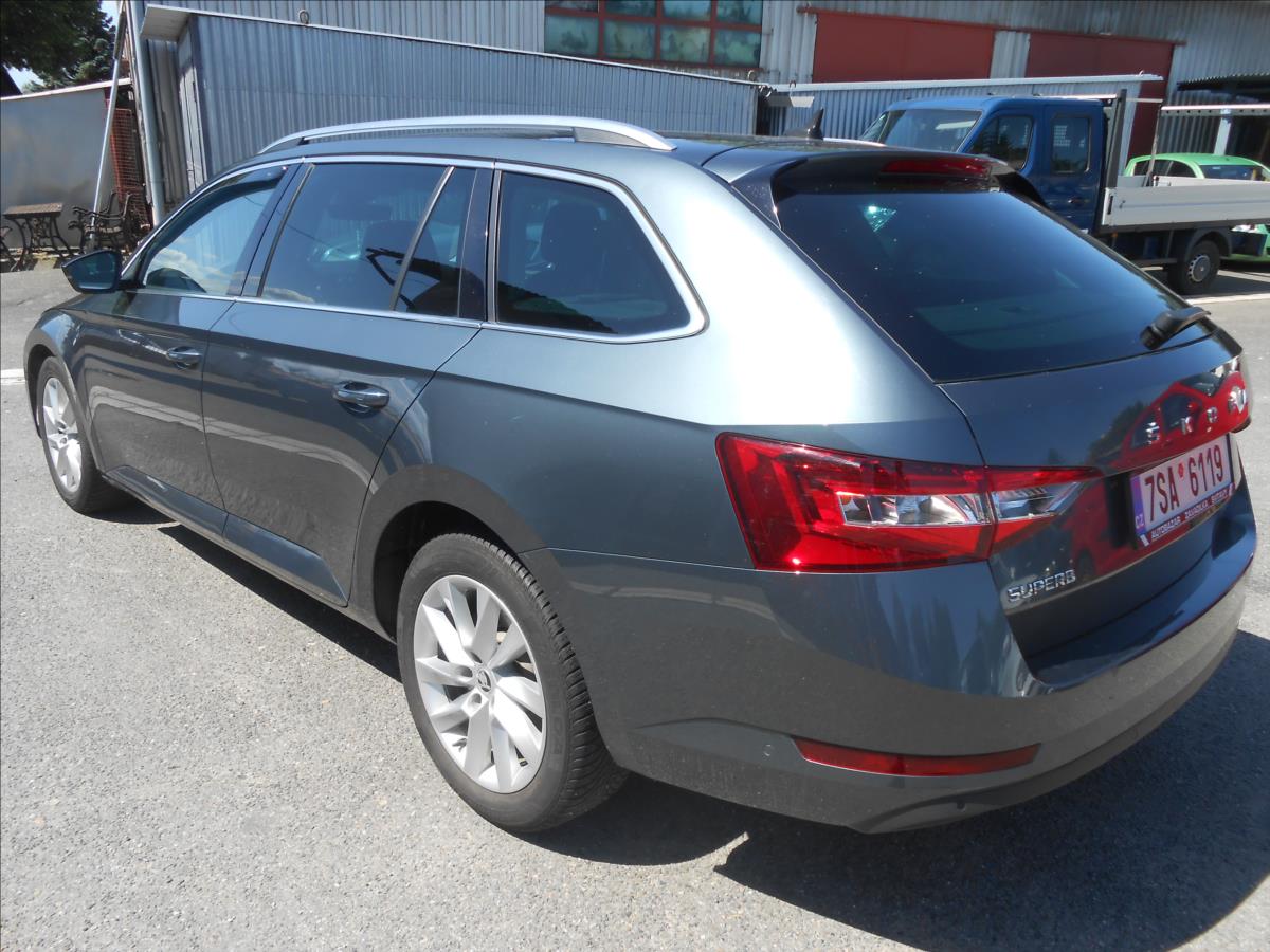 skoda-superb-1-6-tdi-88kw-dsg-kuze - 7