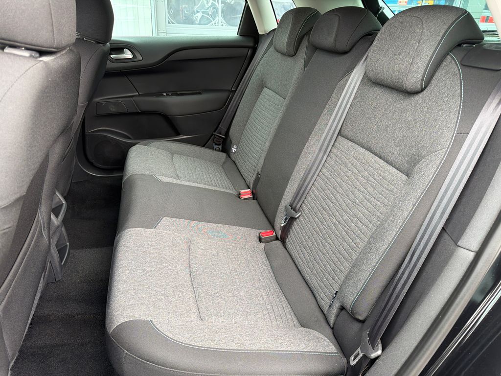 citroen-c4-1-2-110k-servis-zaruka-navi - 8