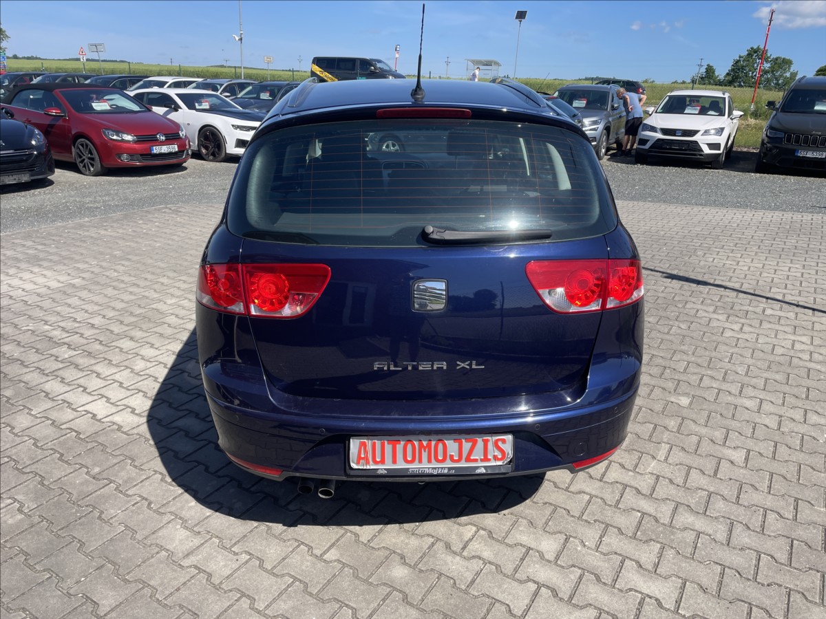 seat-altea-2-0-tdi-dsg-1-majitel-117460-km-tz-xenony-navi-xl - 9