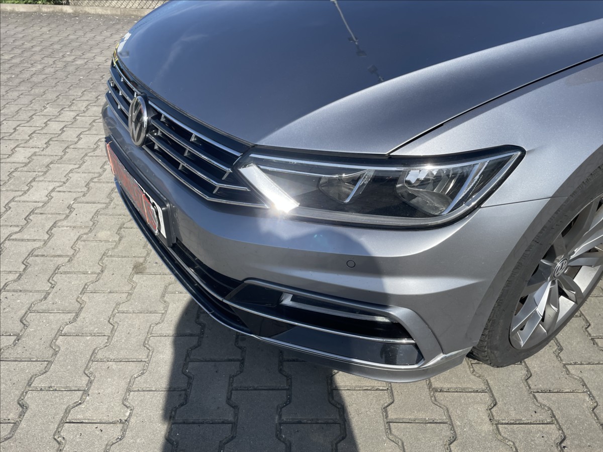 volkswagen-passat-2-0-tdi-r-line-dsg-110-kw-cr-digiklima - 6