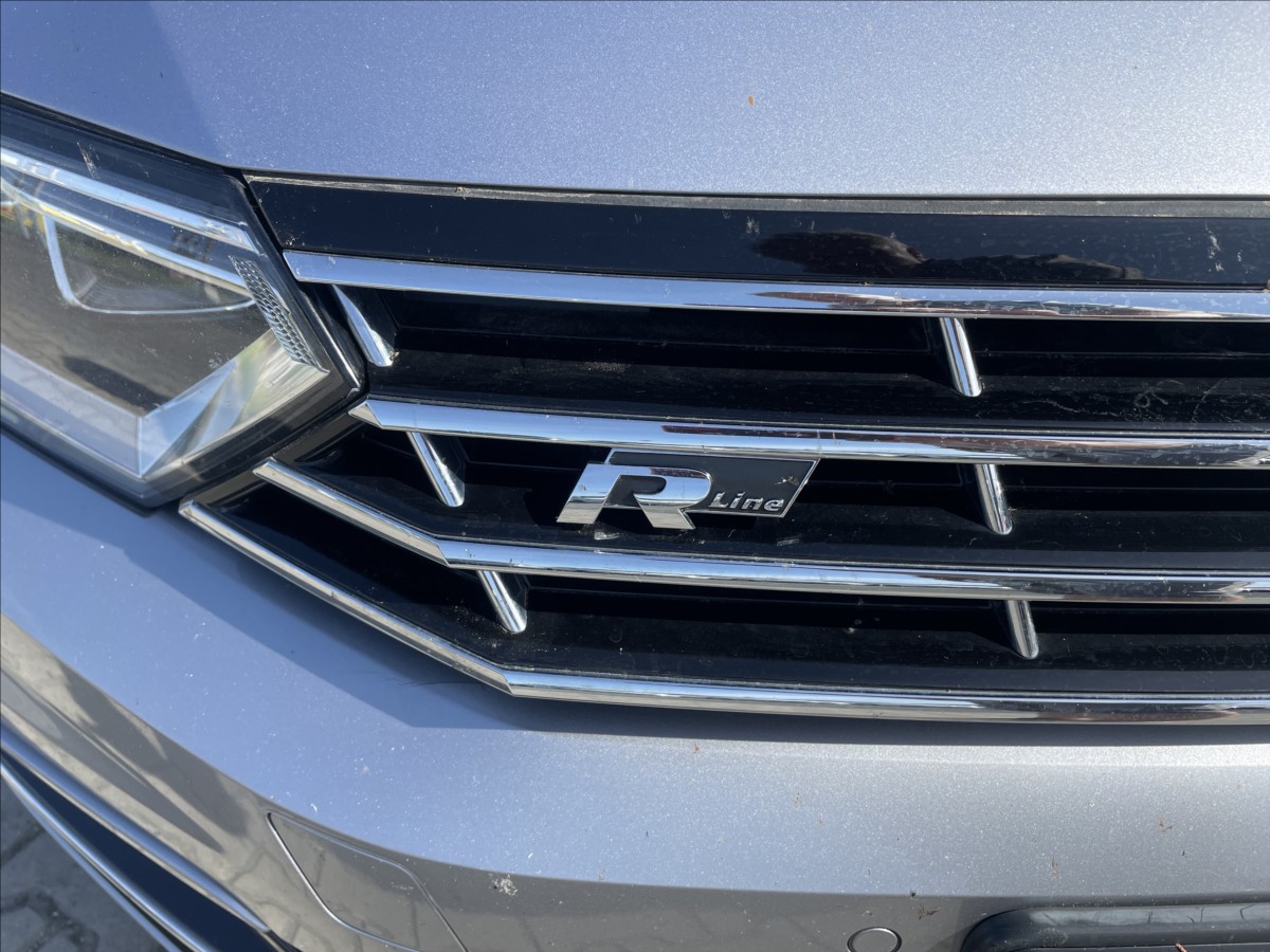 volkswagen-passat-2-0-tdi-r-line-dsg-110-kw-cr-digiklima - 7