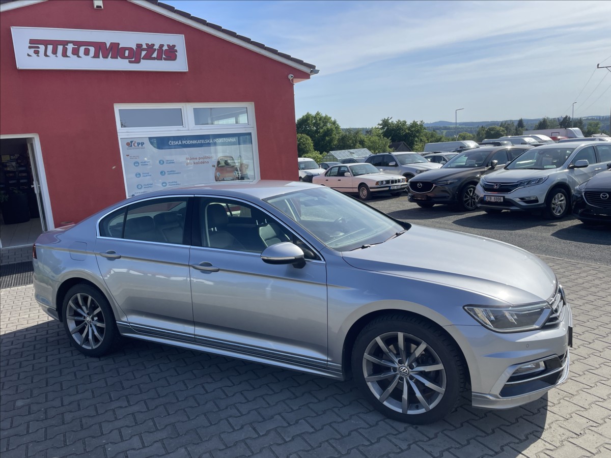 volkswagen-passat-2-0-tdi-r-line-dsg-110-kw-cr-digiklima - 8