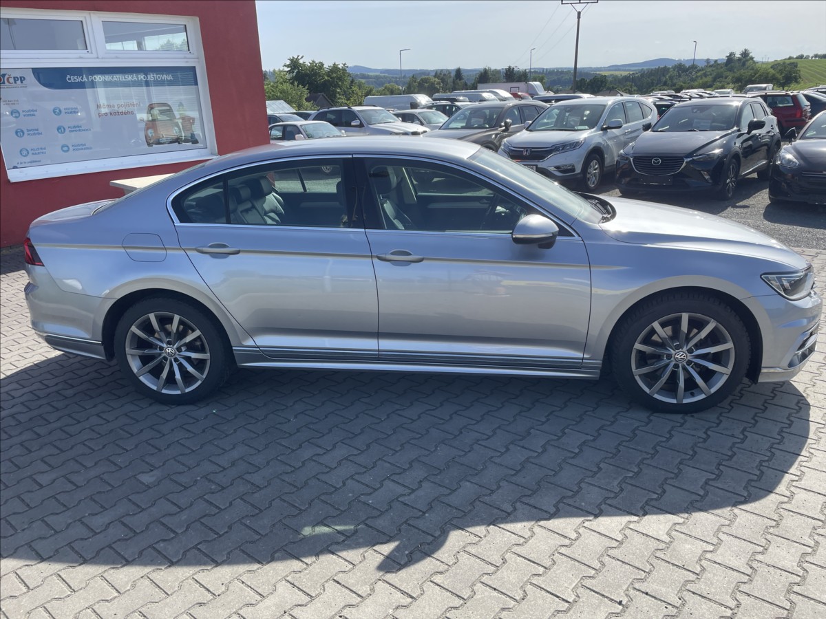 volkswagen-passat-2-0-tdi-r-line-dsg-110-kw-cr-digiklima - 9
