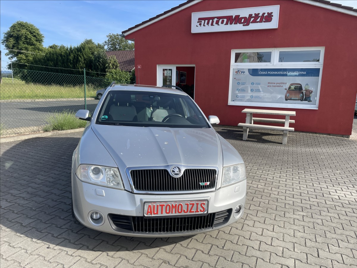 skoda-octavia-2-0-tdi-rs-125-kw-xenony-stk-4-2028-ii - 1