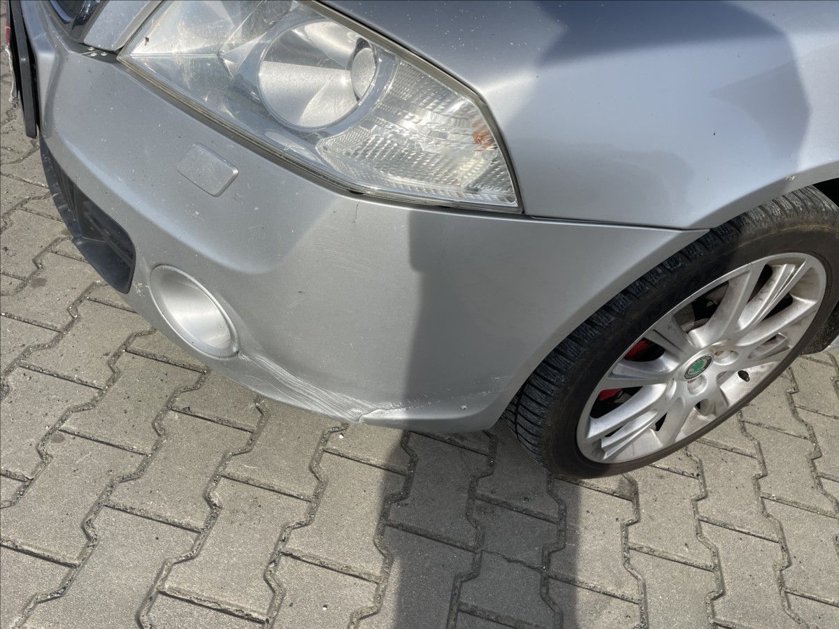 skoda-octavia-2-0-tdi-rs-125-kw-xenony-stk-4-2028-ii - 5