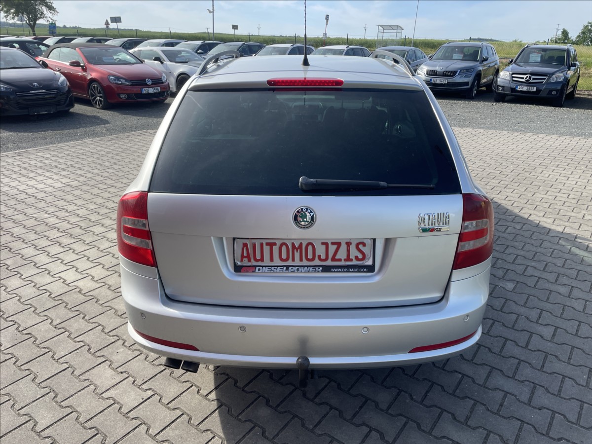skoda-octavia-2-0-tdi-rs-125-kw-xenony-stk-4-2028-ii - 9