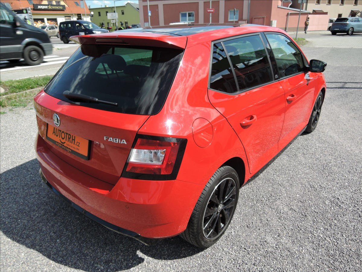 skoda-fabia-1-2-tsi-monte-carlo - 5