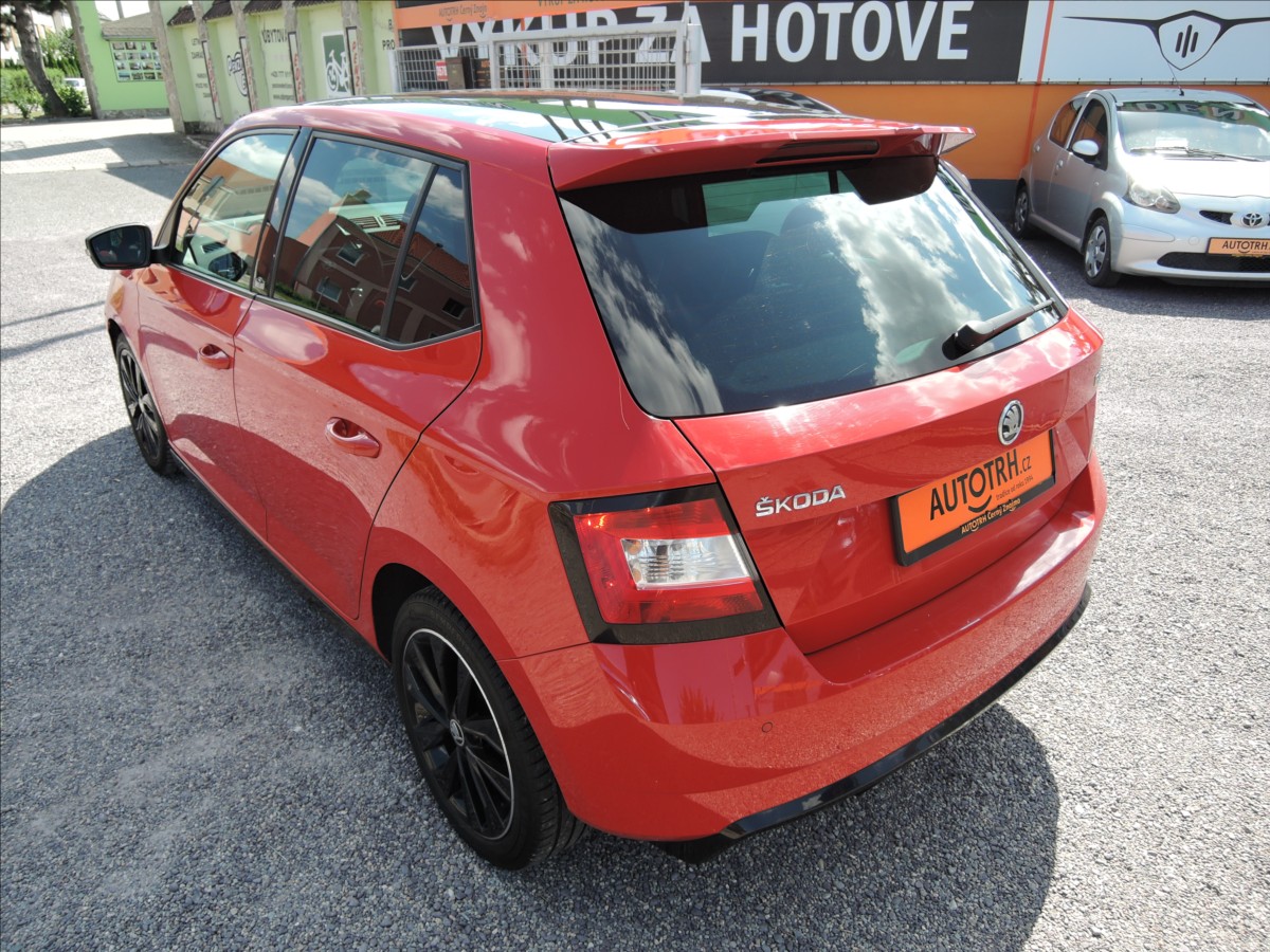 skoda-fabia-1-2-tsi-monte-carlo - 6
