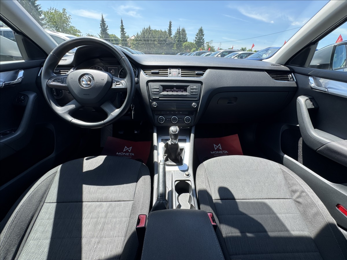 skoda-octavia-1-6-tdi-77-kw - 9