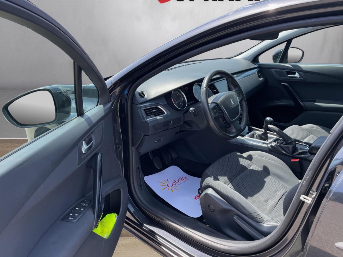 peugeot-508-1-6-ehdi-88kw-6q-d-klima-alu-pdc-pravidelny-servis-a-rozvody-vymenen - 8