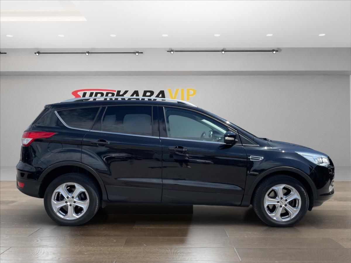 ford-kuga-2-0-tdci-titanium-rezervace - 3