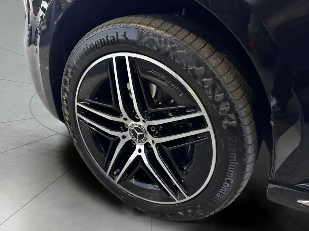 mercedes-benz-tridy-v-4m-exclusive-xl-airmatic - 4