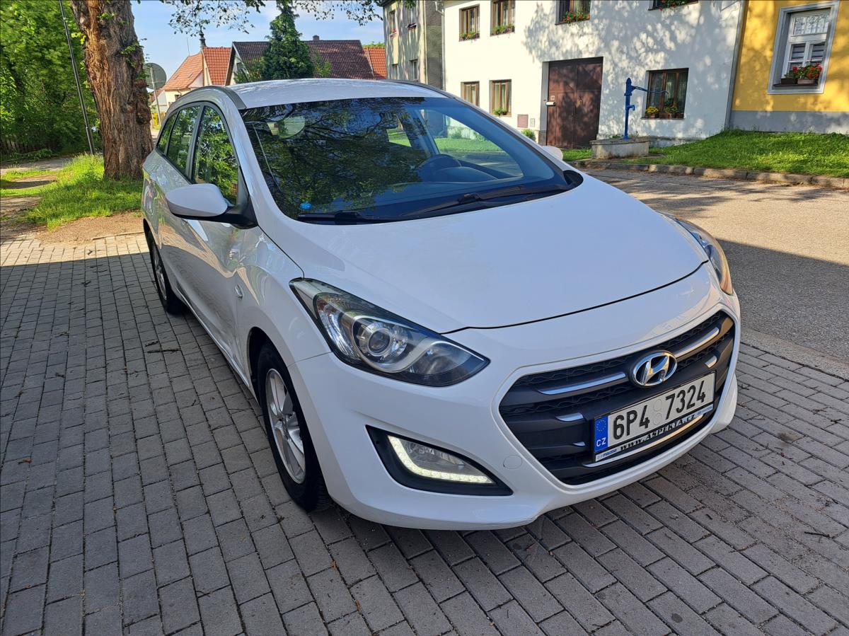 Hyundai i30 1,6 CRDI 16V  DPH