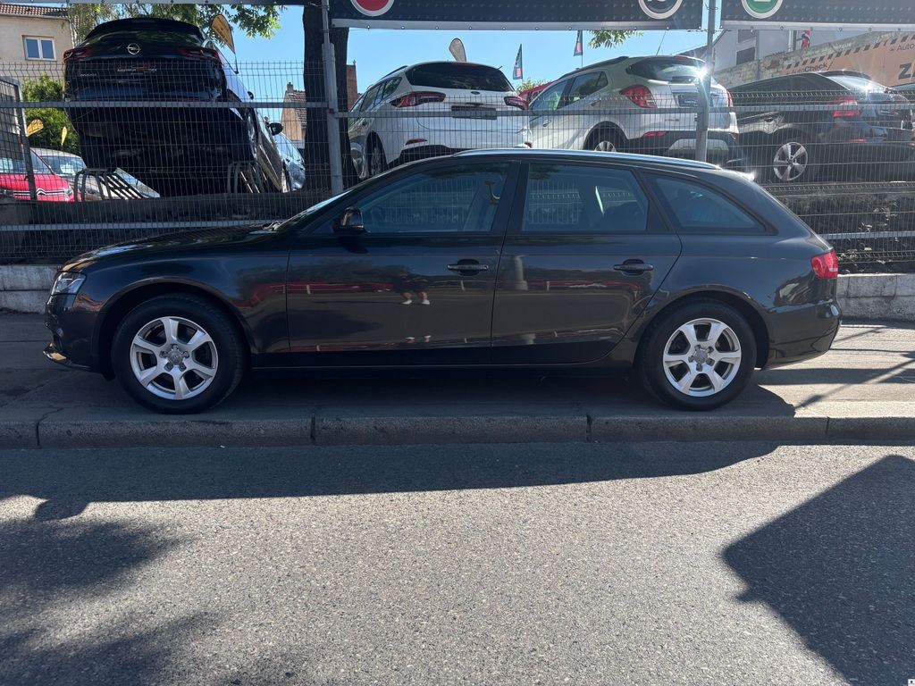 audi-a4-1-8tsi-2010-s-kniha-man6-2-maj - 2