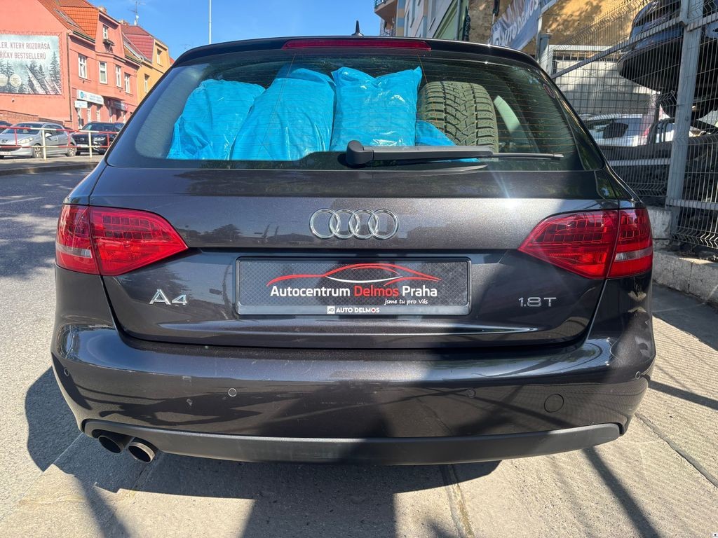 audi-a4-1-8tsi-2010-s-kniha-man6-2-maj - 4