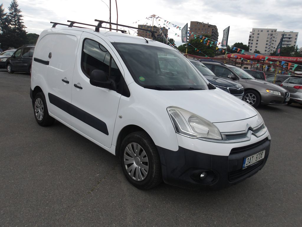 citroen-berlingo-1-6hdi-3-mista-1-majitel - 4