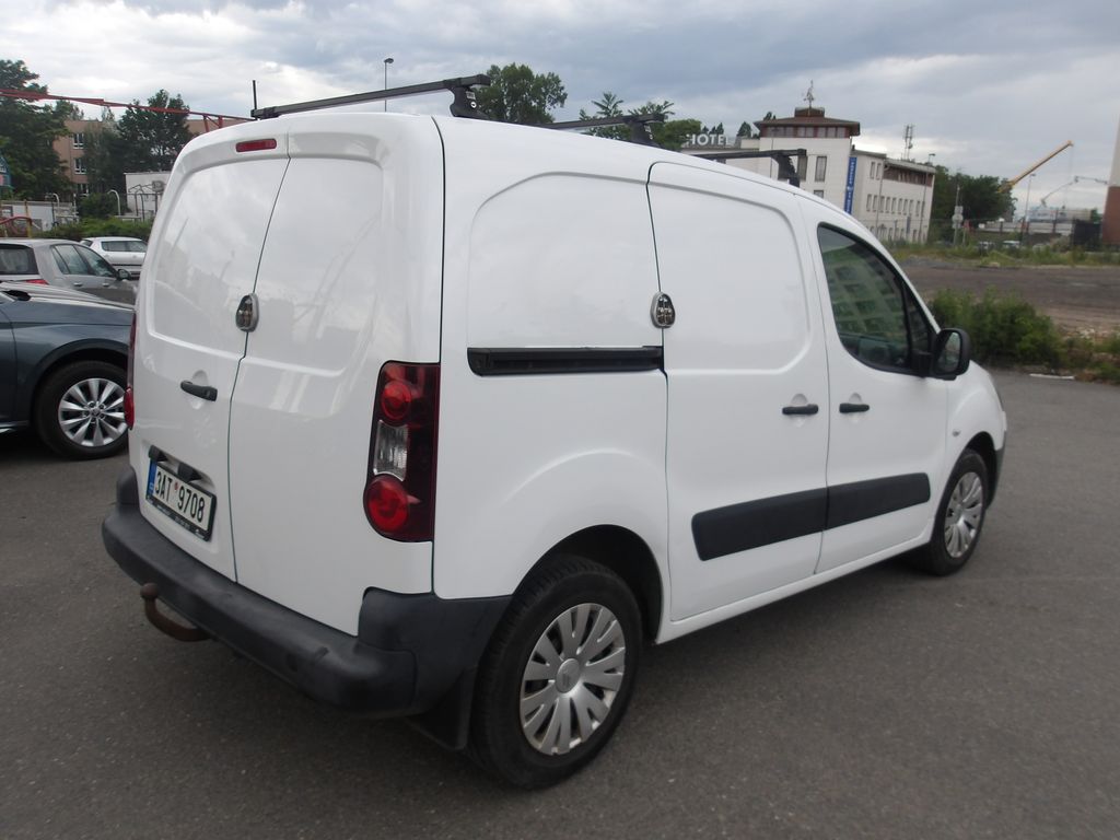 citroen-berlingo-1-6hdi-3-mista-1-majitel - 7