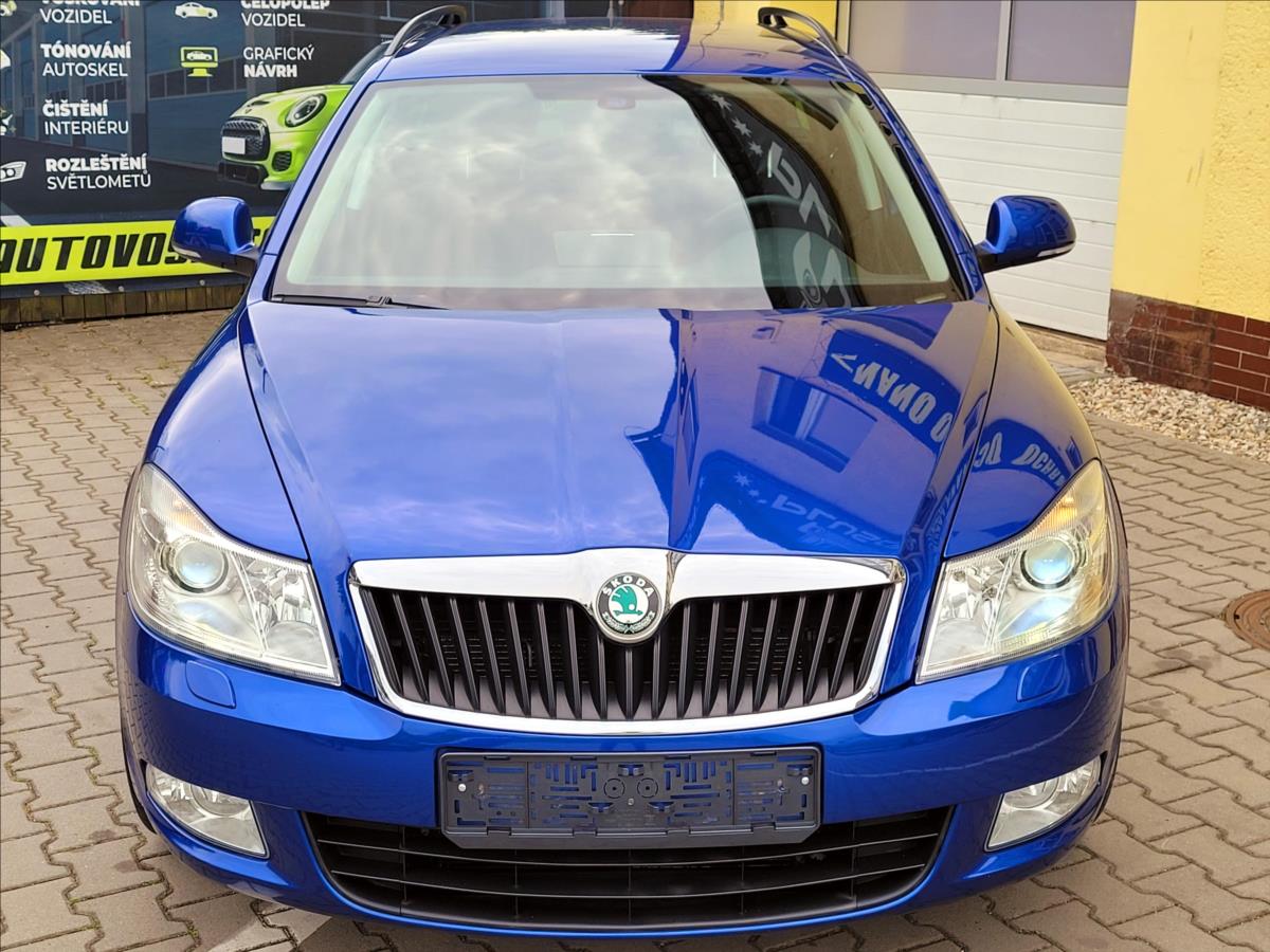 skoda-octavia-1-2-tsi-serv-kn-xenony - 1