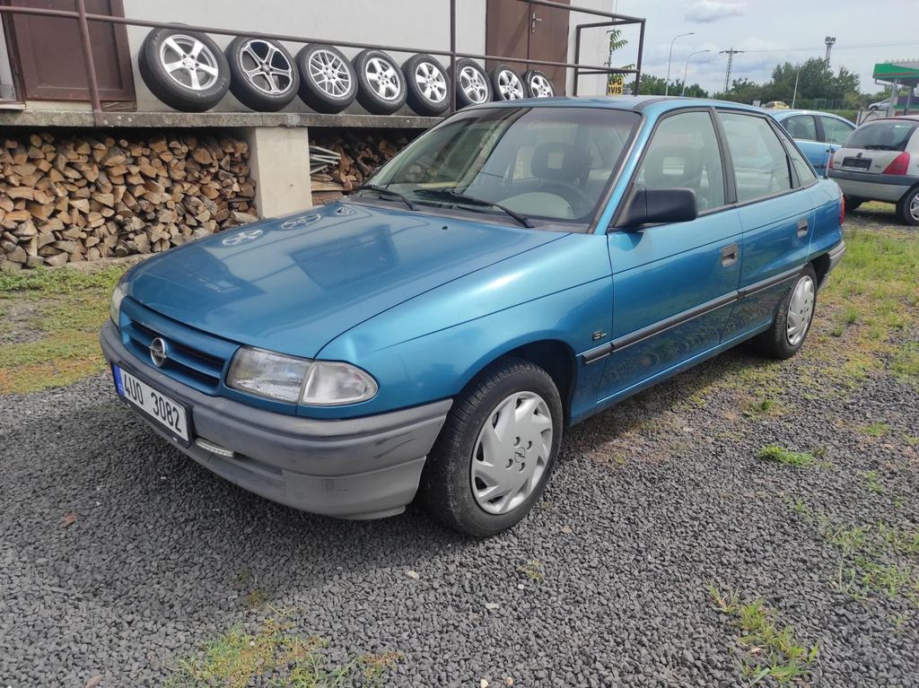 Opel Astra 1.4 8V