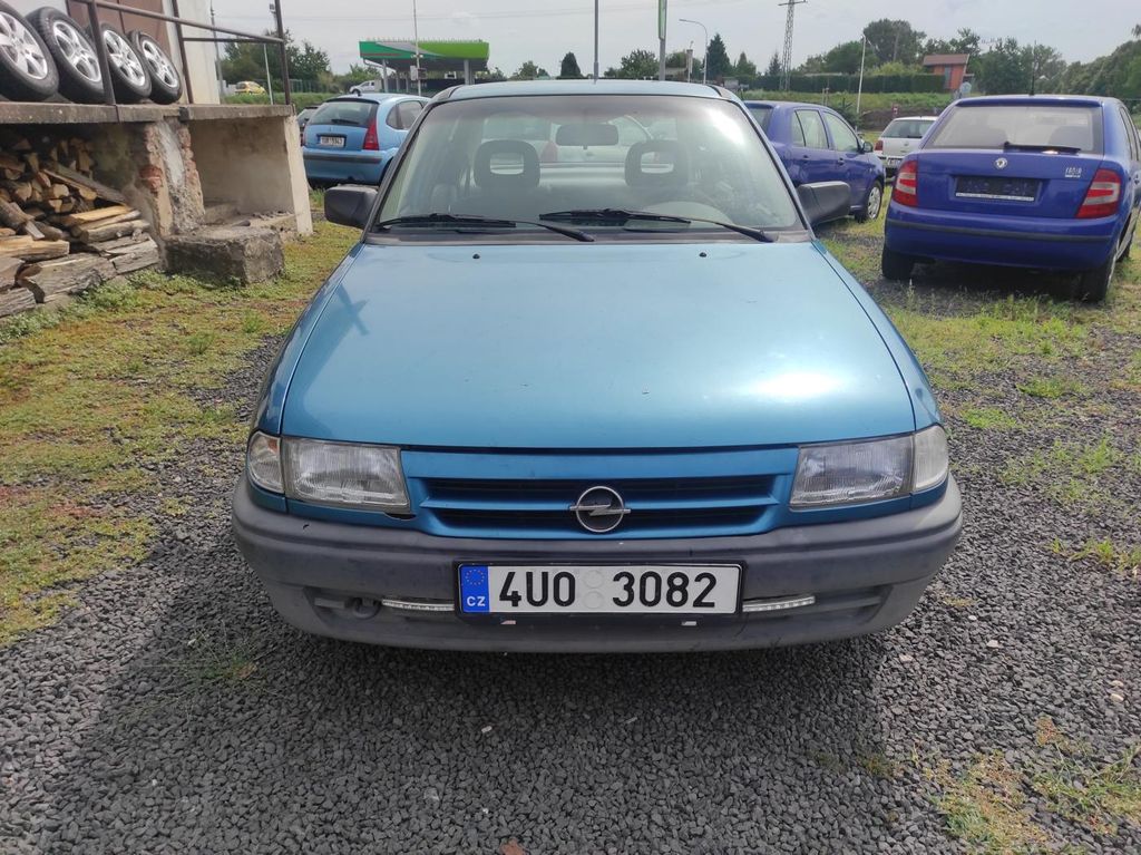 opel-astra-1-4-8v - 7