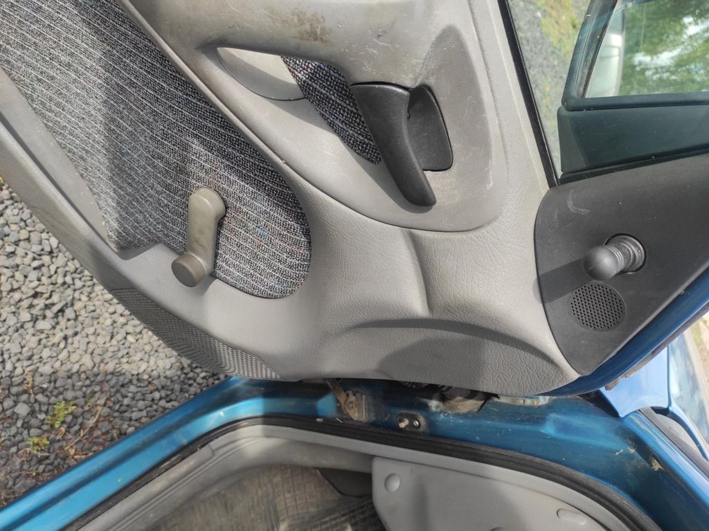opel-astra-1-4-8v - 9