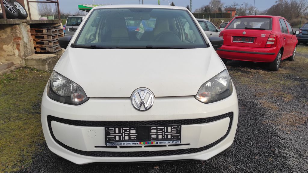 volkswagen-up-1-0-white-up - 7