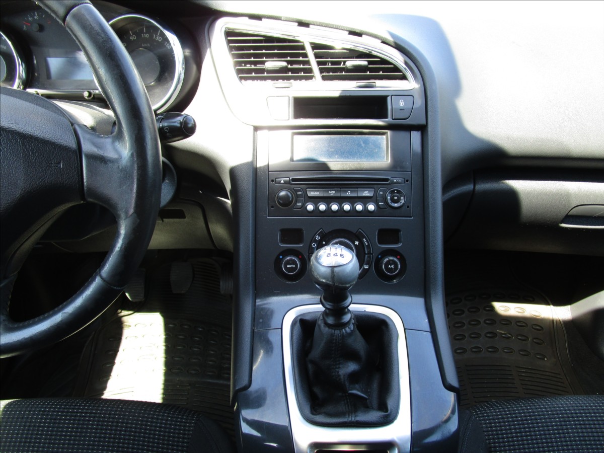 peugeot-5008-1-6-thp-aut-klima-7-mist - 8