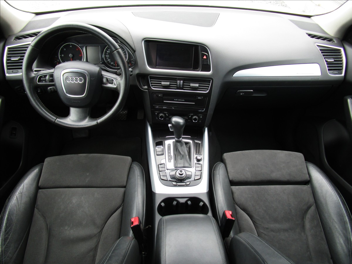 audi-q5-2-0tdi-s-tronic-quattro-bi-xenony - 7