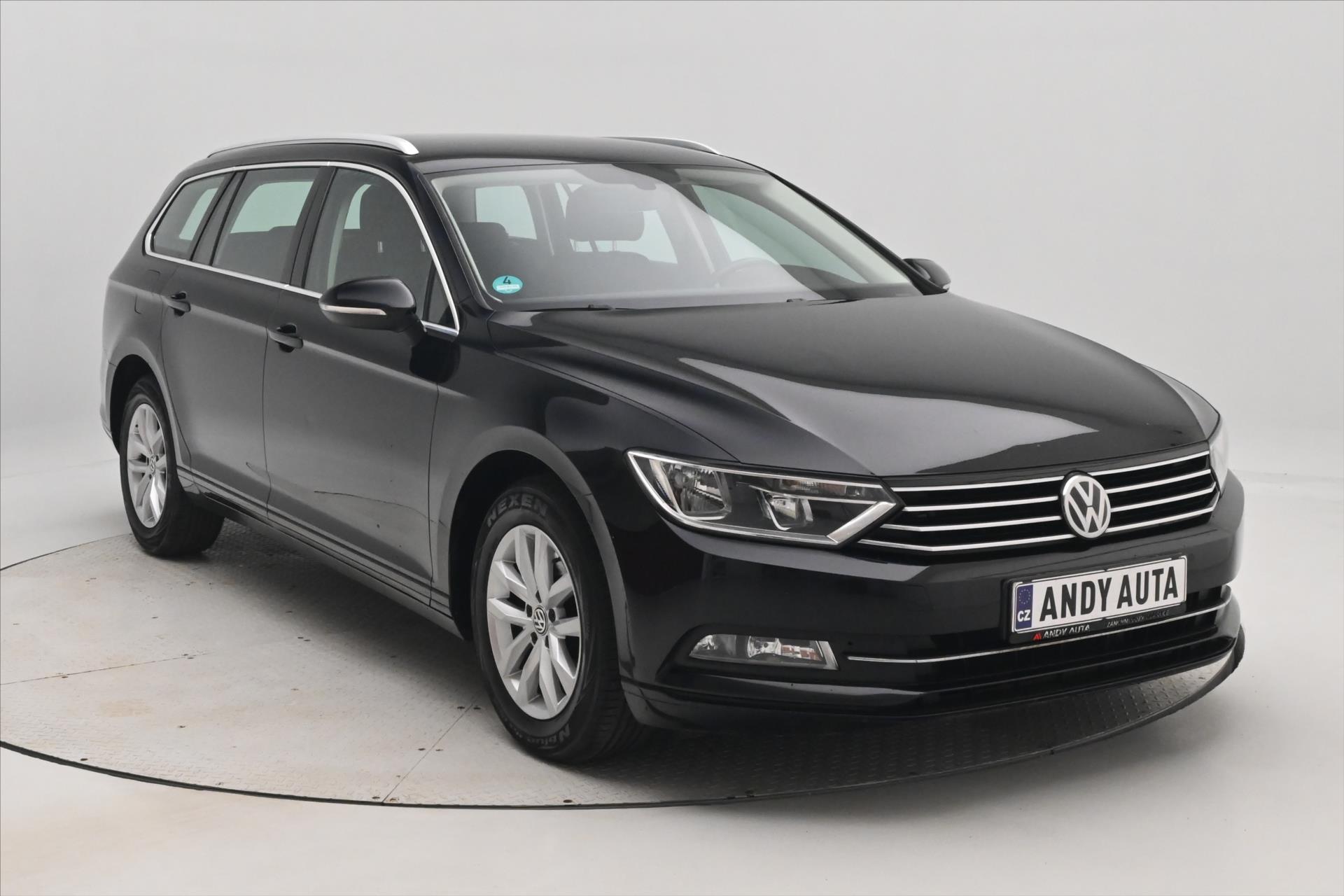 volkswagen-passat-2-0-tdi-110-kw-comfortline-zaruka-az-5-let - 2