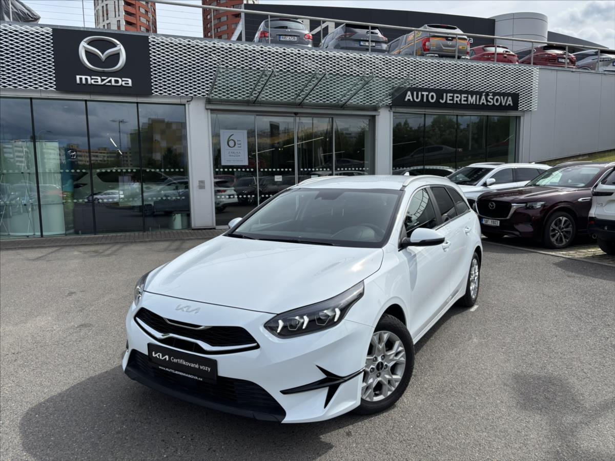 Kia Ceed 1,5 TGDi AT TOP ZÁRUKA CARPLAY