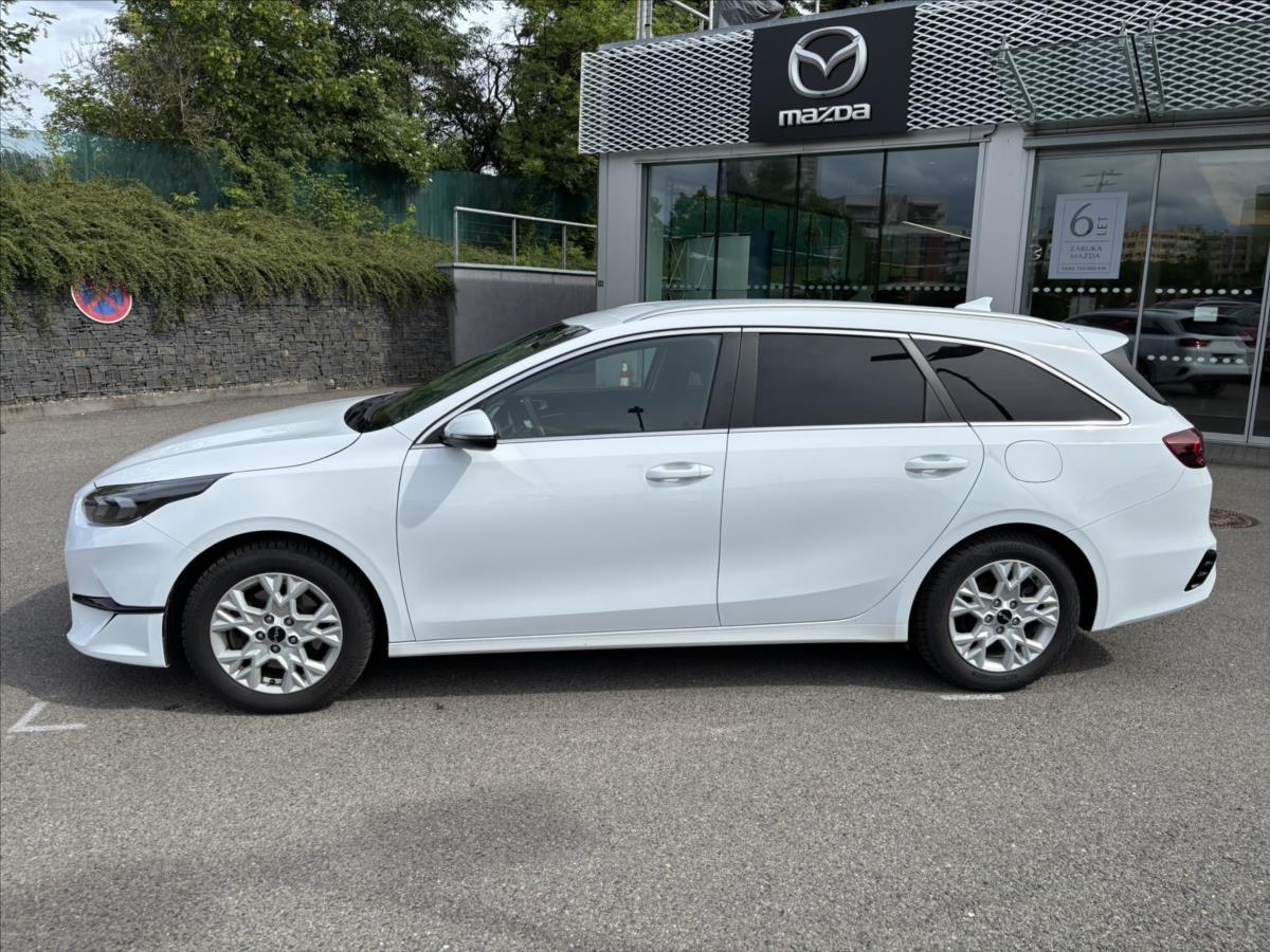 kia-ceed-1-5-tgdi-at-top-zaruka-carplay - 1
