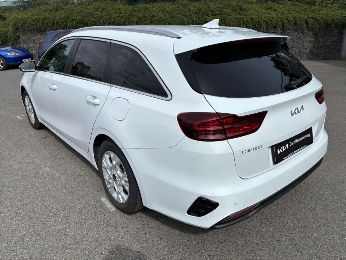 kia-ceed-1-5-tgdi-at-top-zaruka-carplay - 2