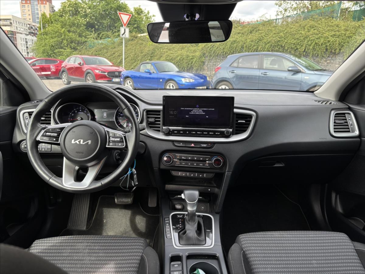 kia-ceed-1-5-tgdi-at-top-zaruka-carplay - 8