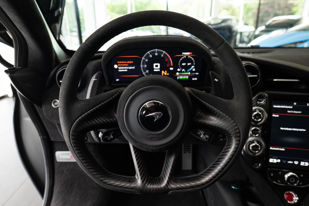 mclaren-720s - 5
