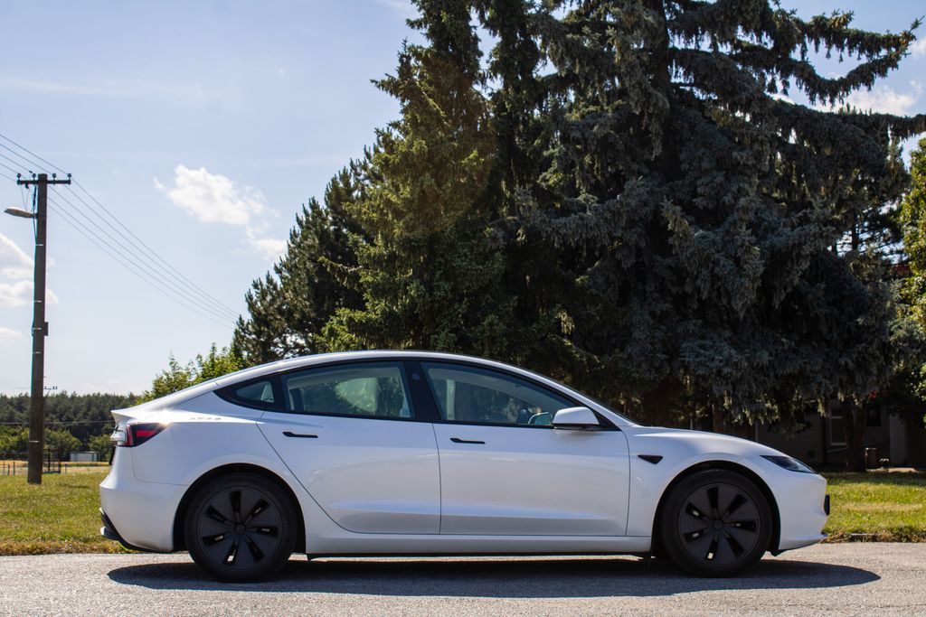 tesla-model-3 - 3