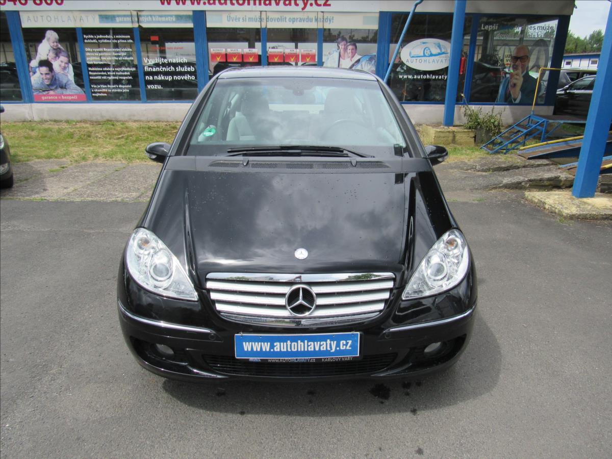 mercedes-benz-tridy-a-1-5-a150-elegance-70kw - 1