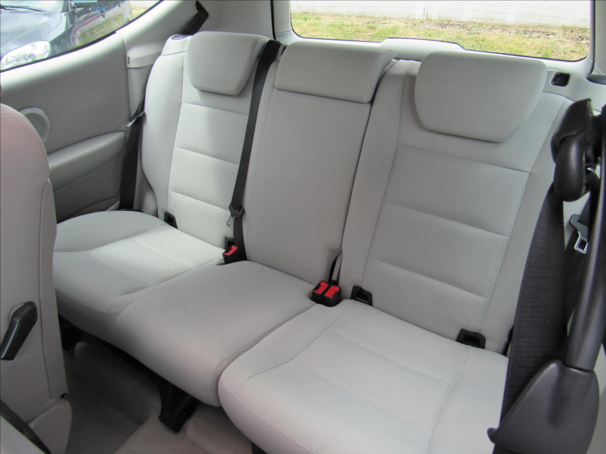 mercedes-benz-tridy-a-1-5-a150-elegance-70kw - 9