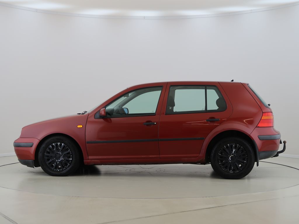 volkswagen-golf-1-6-74kw-manual-ac-tazne - 7