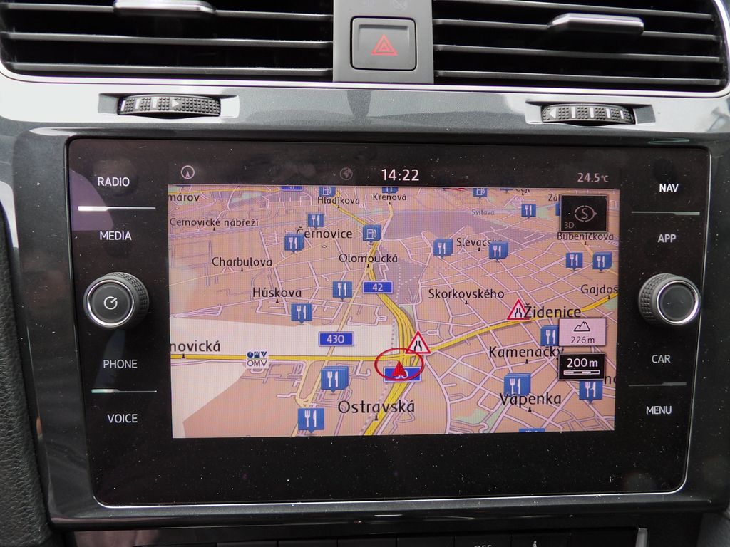 volkswagen-golf-1-6tdi-85kw-dsg-navi-pdc - 8