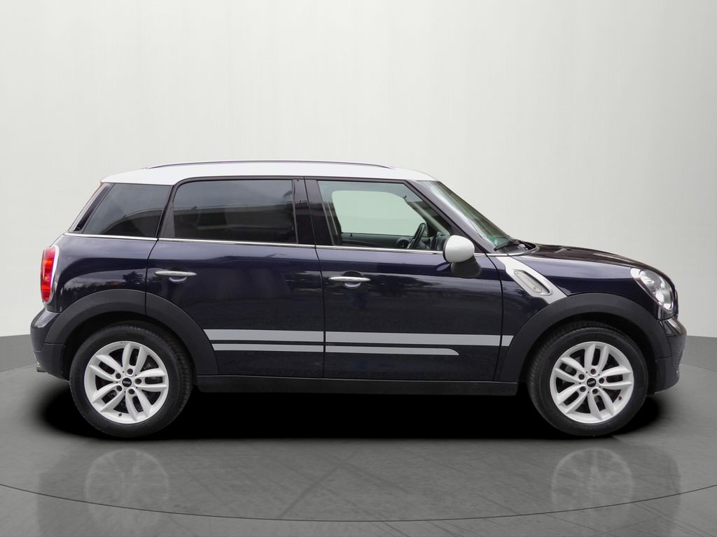 mini-countryman-1-6i-90kw-100tis-km-serviska - 4