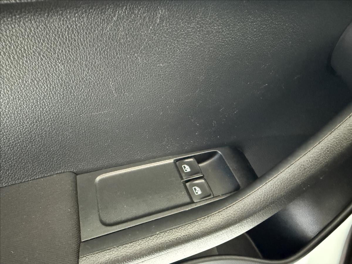 skoda-fabia-1-2-tsi-66kw-serviska - 9