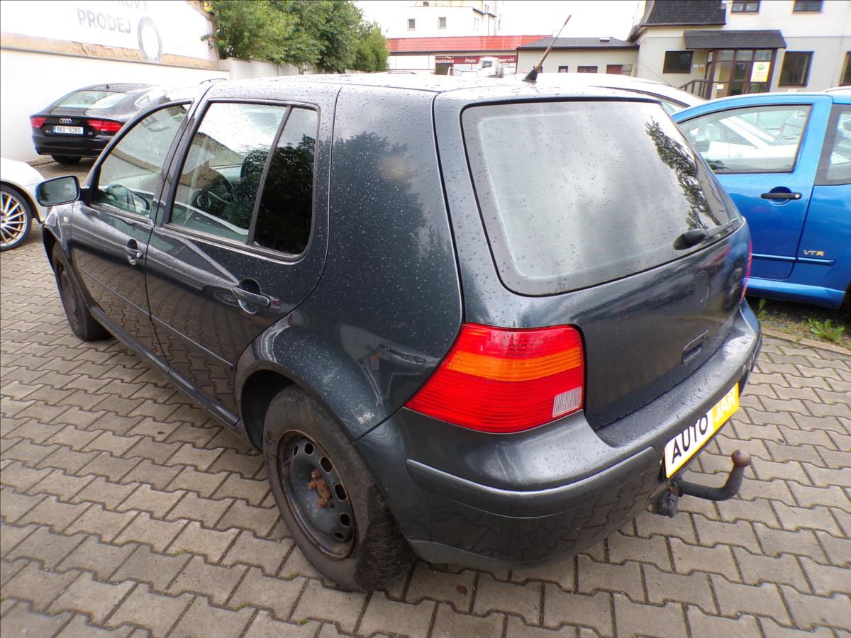 volkswagen-golf-1-6-16v-tazne-zarizeni - 3