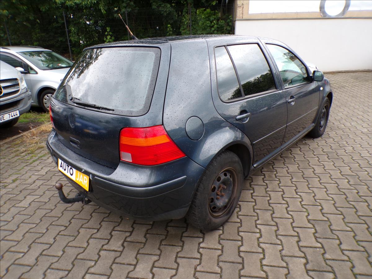 volkswagen-golf-1-6-16v-tazne-zarizeni - 4