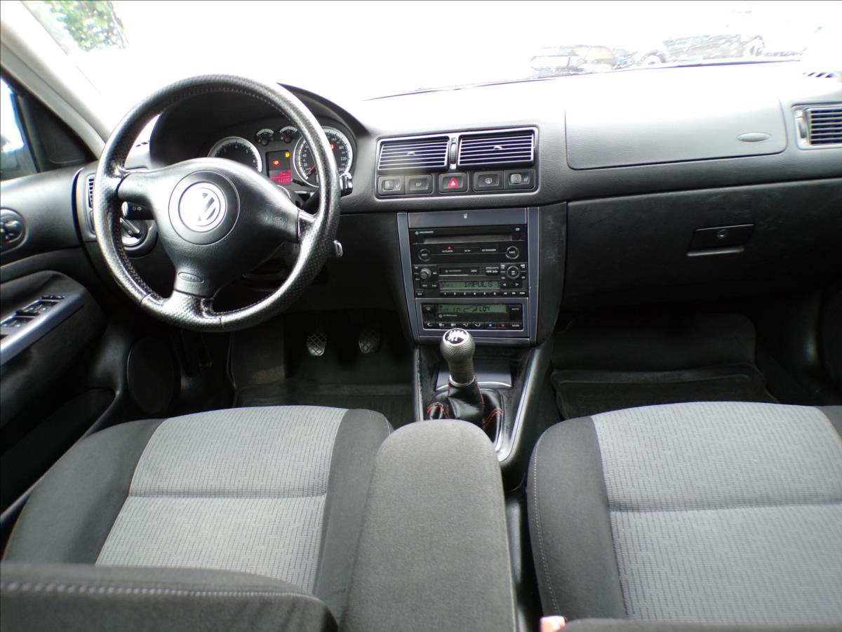 volkswagen-golf-1-6-16v-tazne-zarizeni - 6