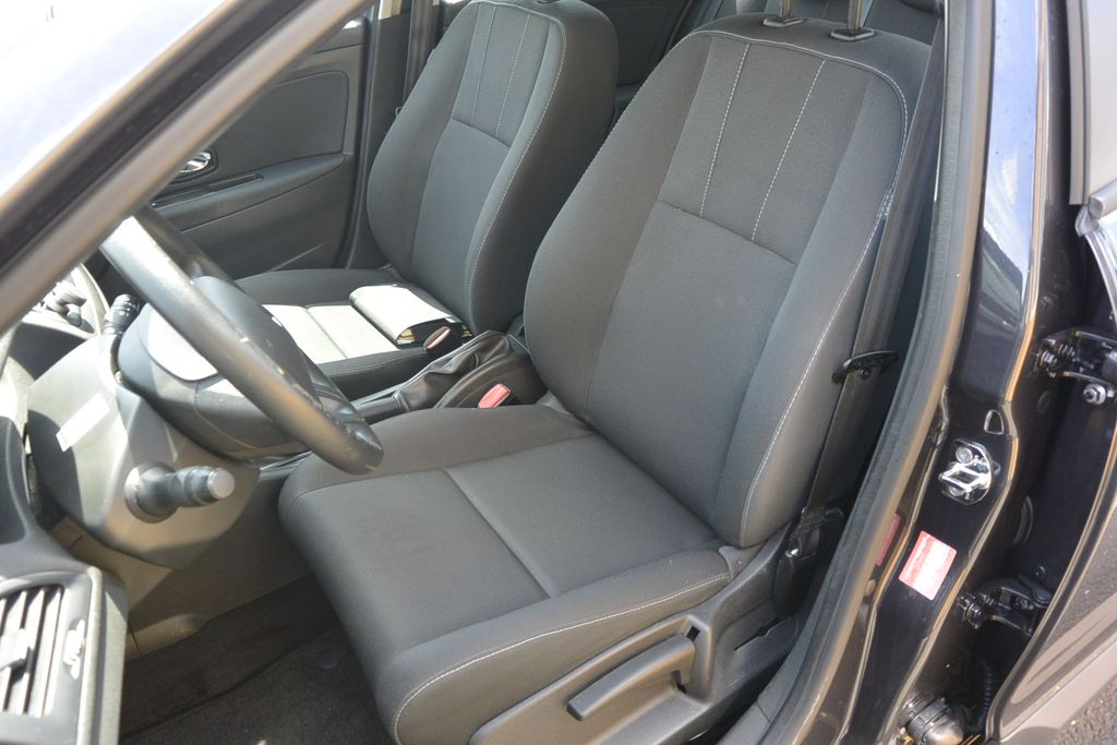 renault-megane-1-6i - 9