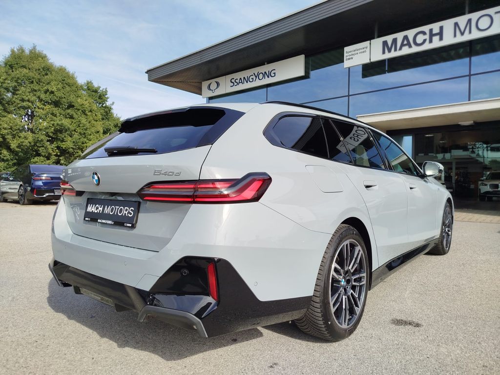 bmw-rada-5-540d-xdrive-touring-nezavisle-t-el-tazne-top - 8
