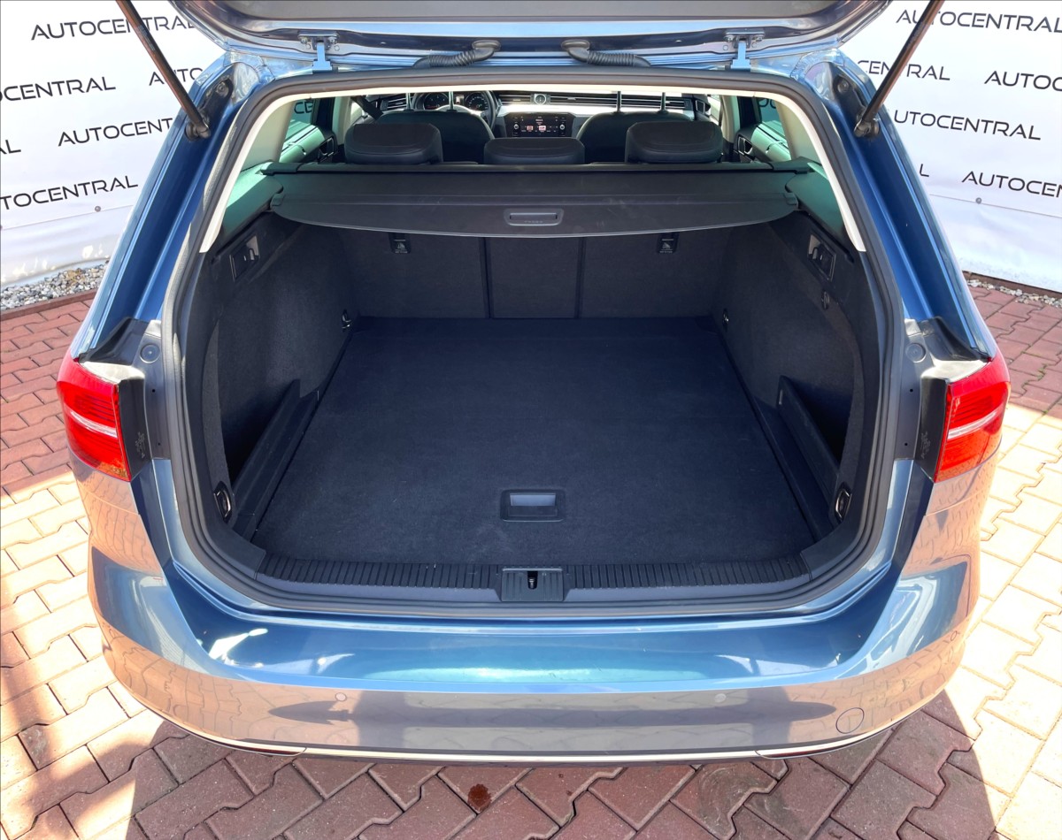 volkswagen-passat-2-0-2-0tdi-140kw-dsg-cr - 8